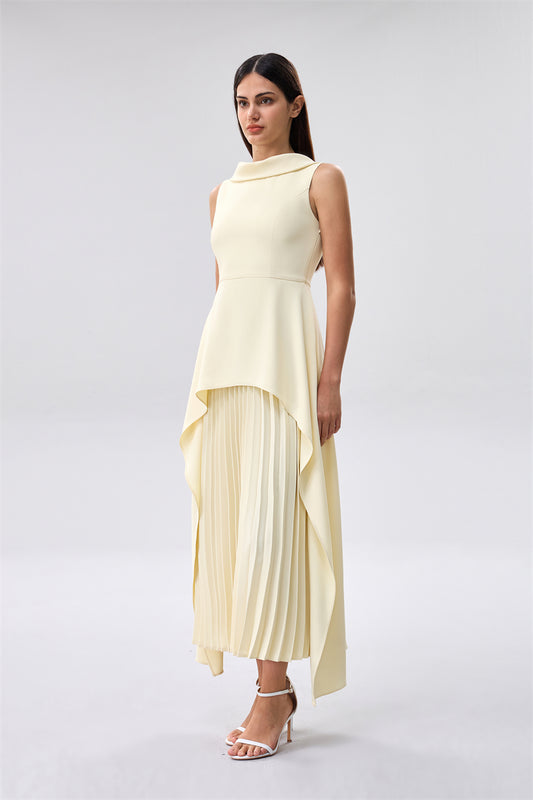 فستان بطبقة علوية وتفاصيل ناعمة